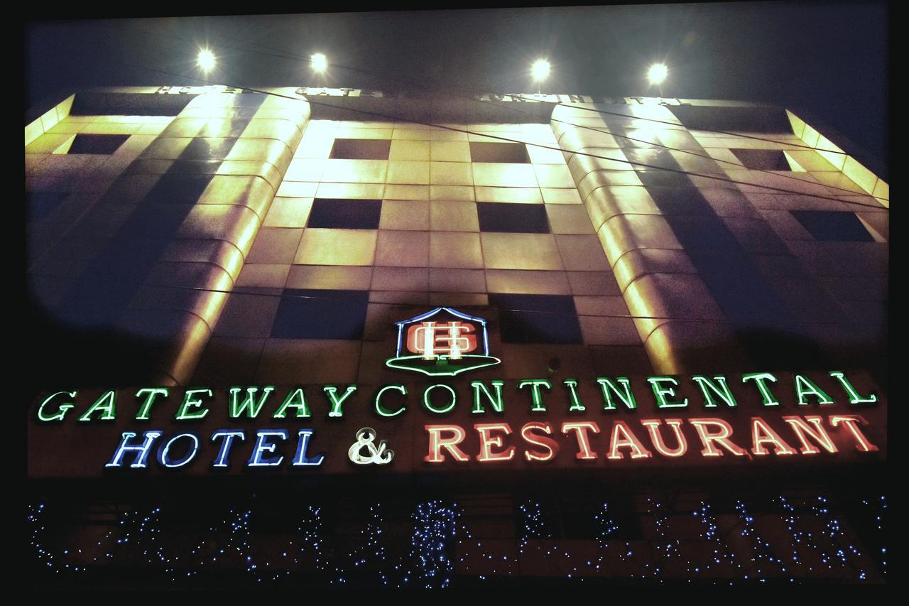 Hotel Gateway Continental Kalkutta Kültér fotó